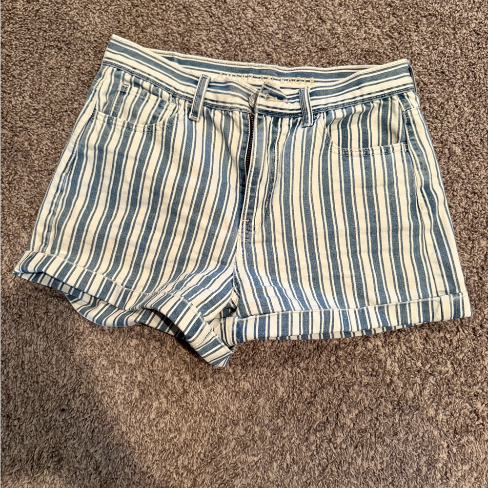 American Eagle Striped Women Shorts size 4